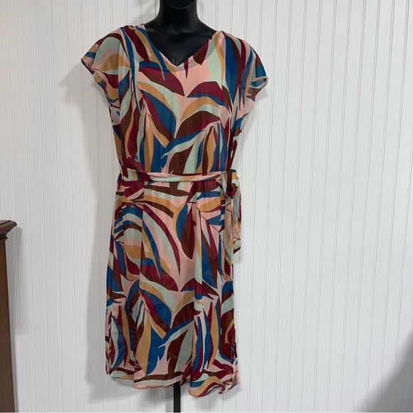 Lane Bryant Dresses & Skirts - Lane Bryant Multicolor Midi Dress with Elegant Design